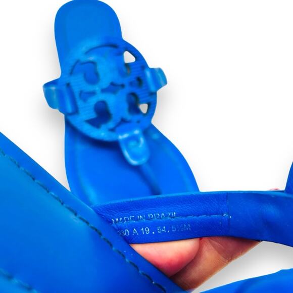 Tory Burch Tejus Embossed Leather Miller Sandal Bright Tropical Blue 5.5 Women’s - Picture 7 of 12